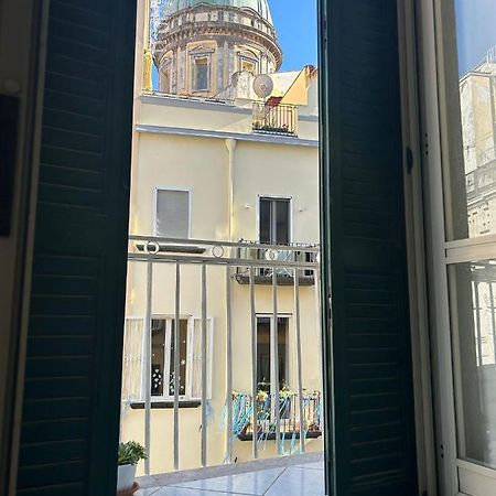 Apartmán O'Tuocc A Chiaia Neapol Exteriér fotografie