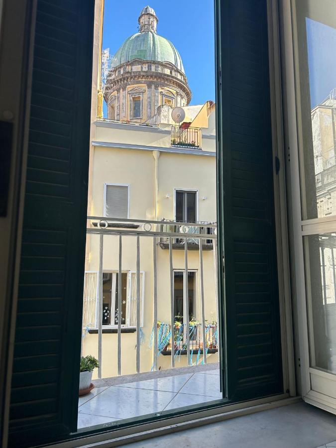 Apartmán O'Tuocc A Chiaia Neapol Exteriér fotografie